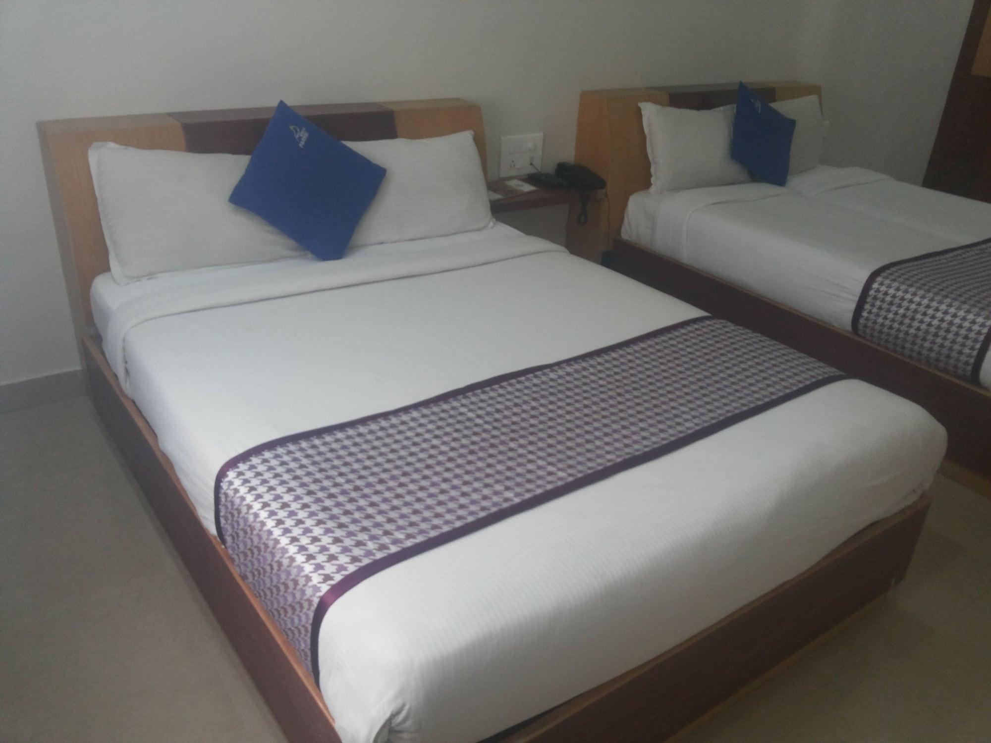 Hotel White Parrot Mysore Eksteriør bilde