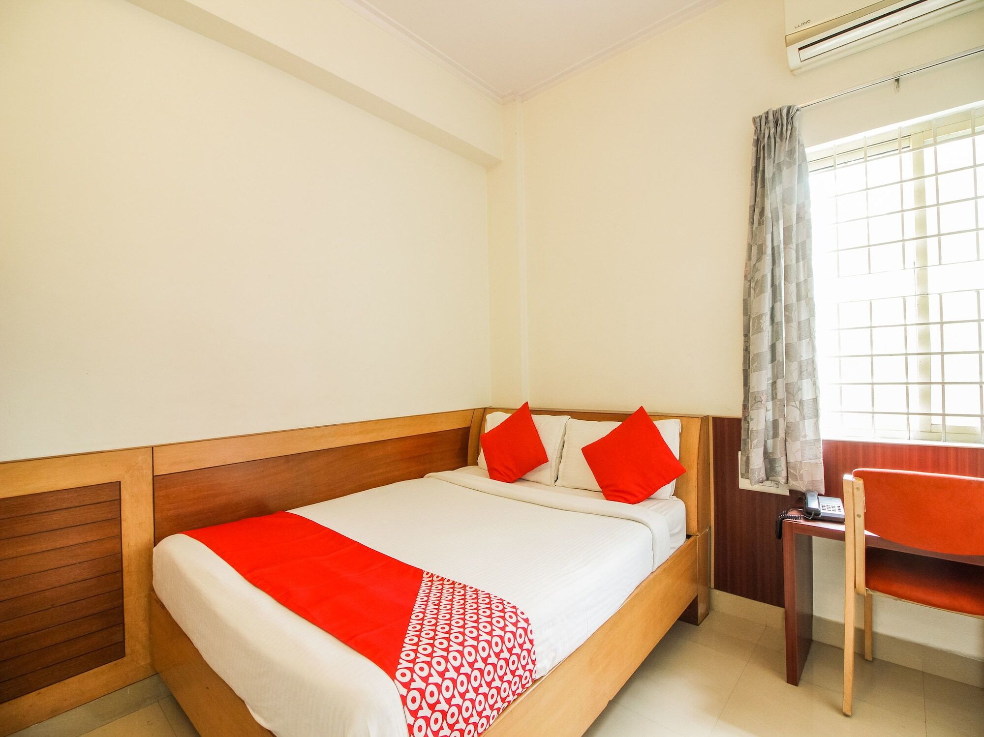 Hotel White Parrot Mysore Eksteriør bilde
